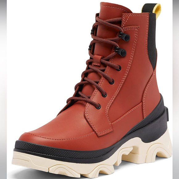 Brex™ Lace-Up Waterproof Bootie - Picture 2 of 12